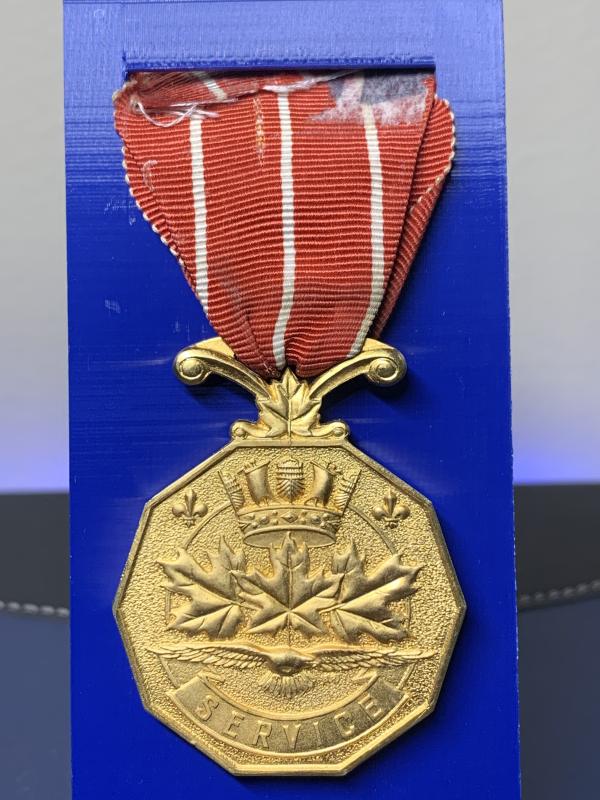 Canadian Forces' Decoration - Young Queen Elizabeth Master Warrant Officer J. L. Robichaud